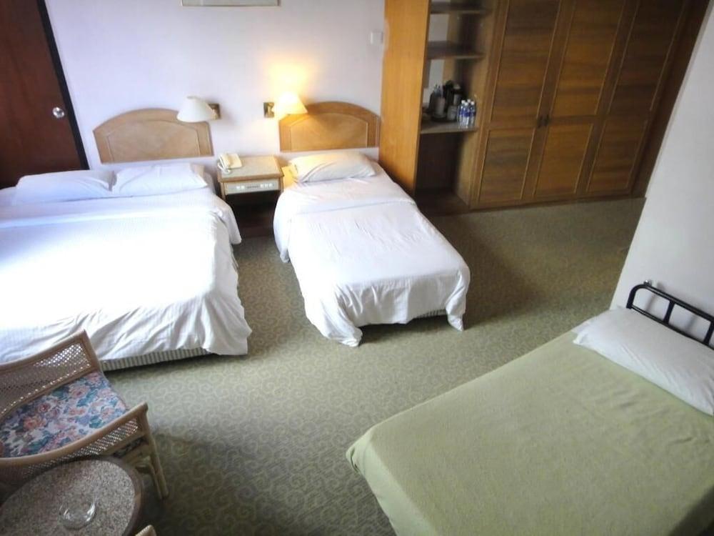Hotel Rosa Passadena 3*